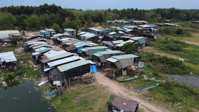 Công an Tây Ninh nói gì về hàng trăm người gốc Việt từ Biển Hồ chưa được cấp căn cước? Công an Tây Ninh nói gì về hàng trăm người gốc Việt từ Biển Hồ chưa được cấp căn cước?