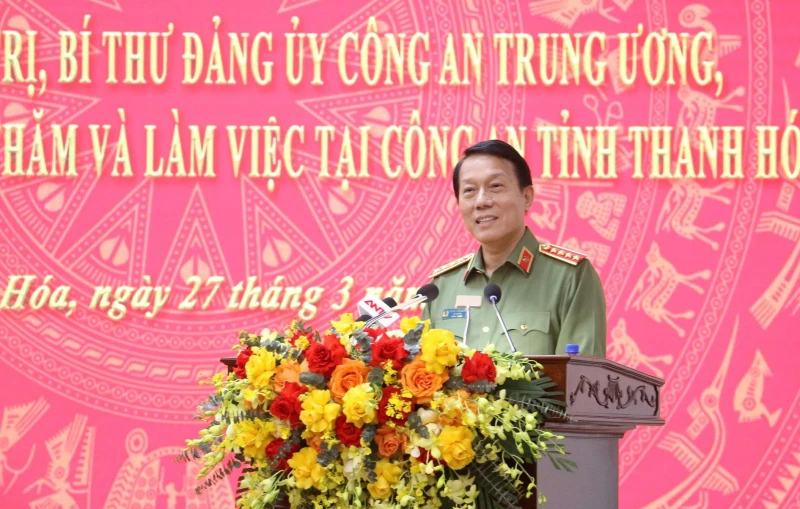 Công an Thanh Hóa chủ động kiến tạo phát triển, giữ vững an ninh từ cơ sở Công an Thanh Hóa chủ động kiến tạo phát triển, giữ vững an ninh từ cơ sở