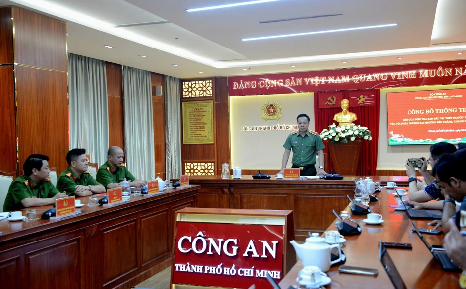 Công an TP Hồ Chí Minh công bố kết quả điều tra ban đầu vụ nổ súng khiến 1 người tử vong Công an TP Hồ Chí Minh công bố kết quả điều tra ban đầu vụ nổ súng khiến 1 người tử vong