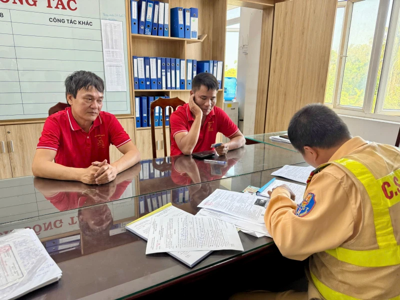 Công an TP Huế thực hiện nhiều giải pháp để giữ gìn trật tự an toàn giao thông