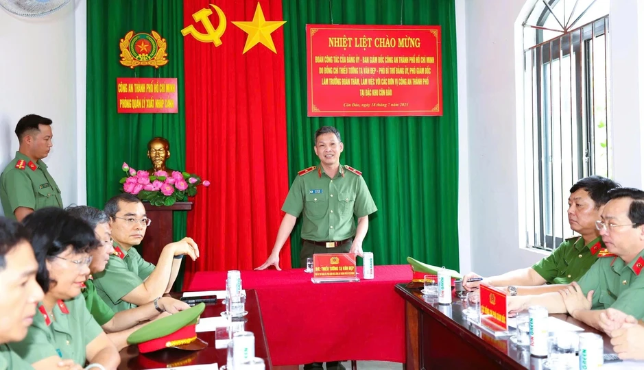 Công an TP.HCM giữ vững mục tiêu kiềm chế, kéo giảm tội phạm Công an TP.HCM giữ vững mục tiêu kiềm chế, kéo giảm tội phạm