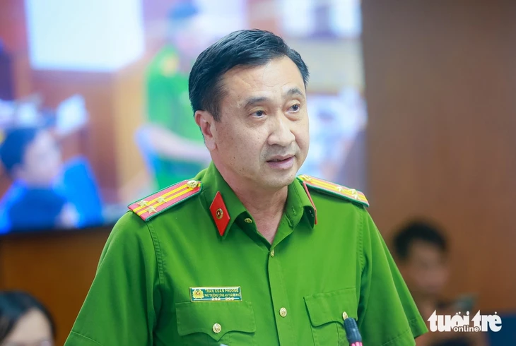 Công an TP.HCM kiểm tra 100% điểm bầu cử, lập phương án bảo vệ thùng phiếu khi có sự cố Công an TP.HCM kiểm tra 100% điểm bầu cử, lập phương án bảo vệ thùng phiếu khi có sự cố
