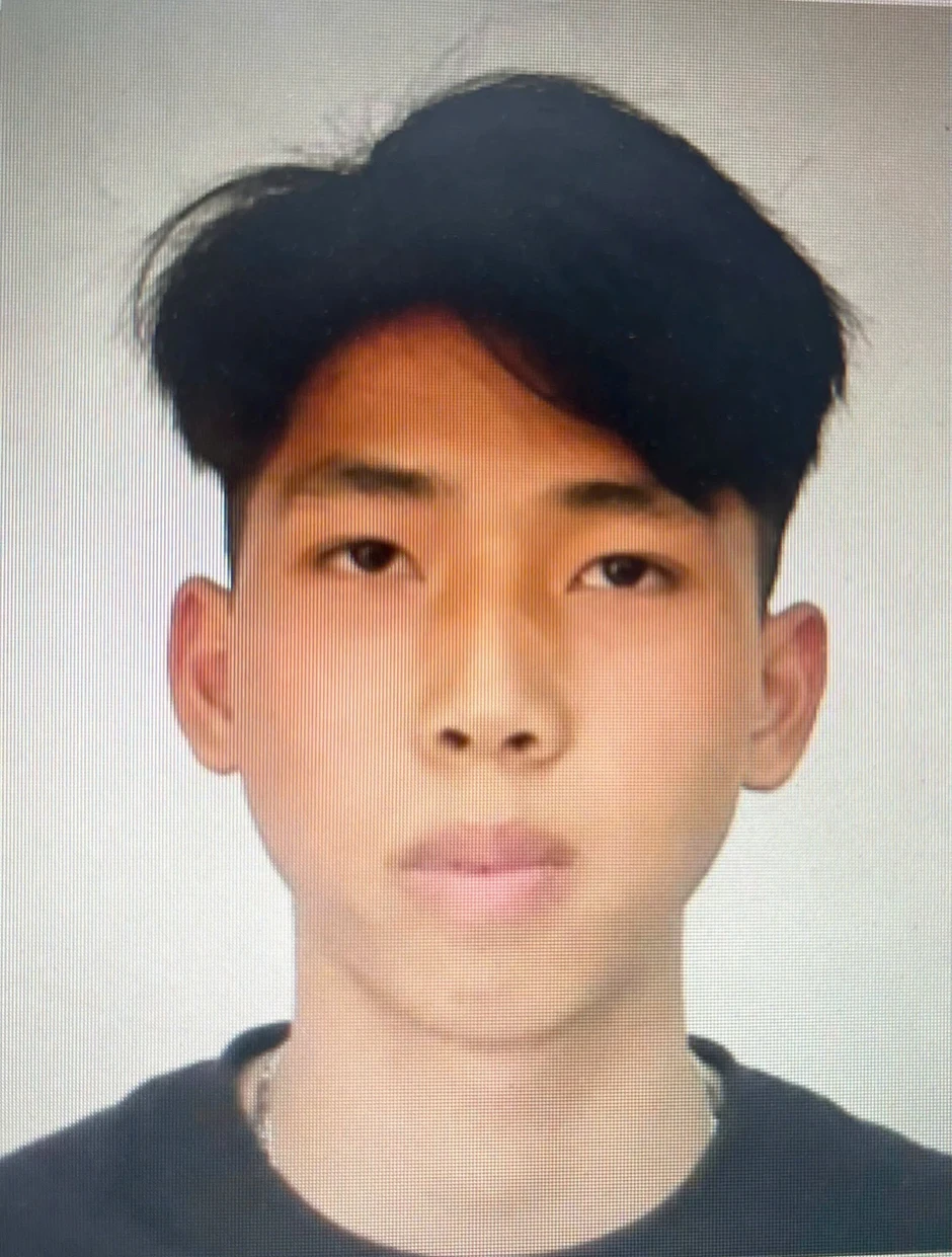 Công an Tuyên Quang truy tìm nam thanh niên liên quan vụ mua bán trái phép 8,4 tỷ email Công an Tuyên Quang truy tìm nam thanh niên liên quan vụ mua bán trái phép 8,4 tỷ email