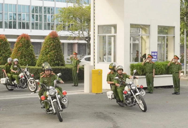 Công an vùng Tây Nam bộ phòng ngừa, trấn áp tội phạm ngay từ địa bàn cơ sở Công an vùng Tây Nam bộ phòng ngừa, trấn áp tội phạm ngay từ địa bàn cơ sở