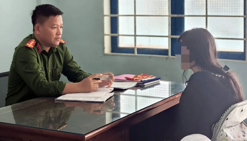 Công an xã kịp thời ngăn chặn vụ lừa đảo thiếu nữ đi làm “việc nhẹ, lương cao”