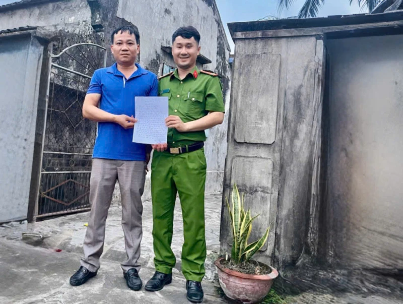 Công an xã tìm lại thân nhân cho liệt sĩ thông qua Đề án 06 Công an xã tìm lại thân nhân cho liệt sĩ thông qua Đề án 06