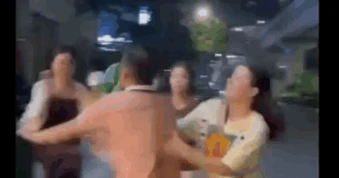 Công an xác minh vụ 2 cô gái tố bị quấy rối, hành hung ở Hà Nội