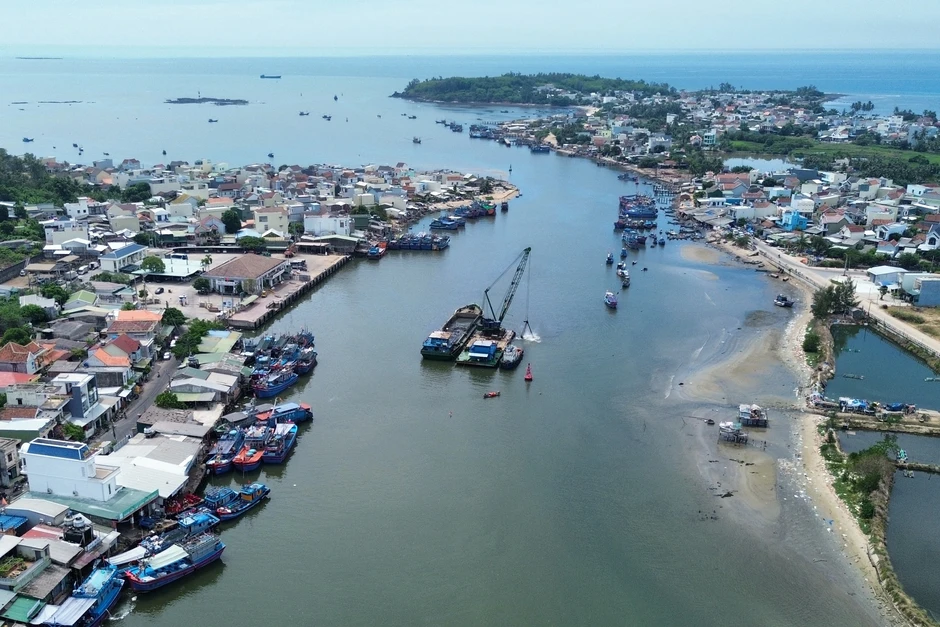 Công bố 3 vùng biển có thể nhận chìm 9,2 triệu m3 chất nạo vét Công bố 3 vùng biển có thể nhận chìm 9,2 triệu m3 chất nạo vét