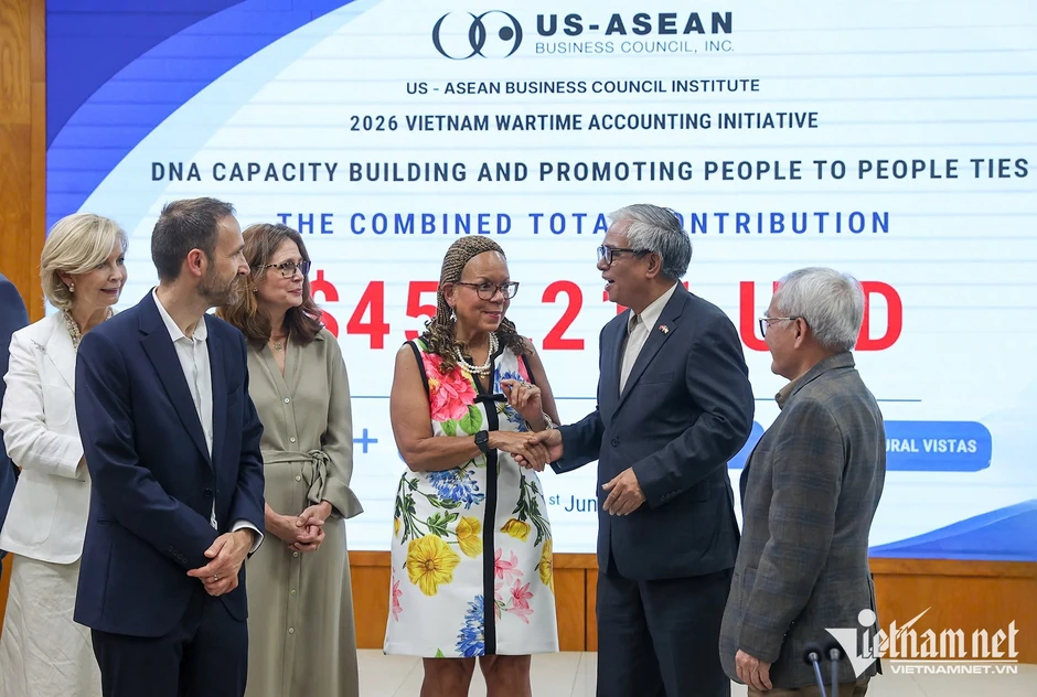Công bố khoản tài trợ hơn 450.000 USD hỗ trợ tìm kiếm người mất tích sau chiến tranh tại Việt Nam Công bố khoản tài trợ hơn 450.000 USD hỗ trợ tìm kiếm người mất tích sau chiến tranh tại Việt Nam