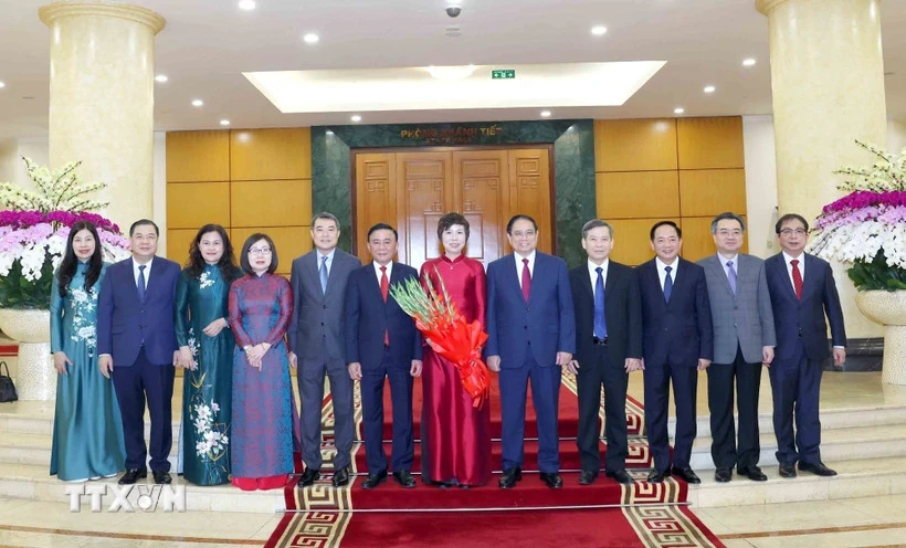 Công bố quyết định của Bộ Chính trị về công tác tổ chức, cán bộ 3 cơ quan báo chí TTXVN, VTV, TinVina Công bố quyết định của Bộ Chính trị về công tác tổ chức, cán bộ 3 cơ quan báo chí TTXVN, VTV, TinVina