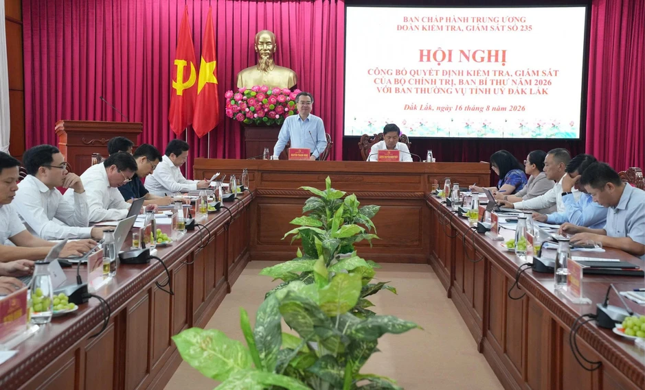 Công bố quyết định kiểm tra, giám sát đối với Ban Thường vụ Tỉnh ủy Đắk Lắk