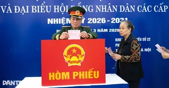 Công dân đang đi du lịch, công tác nước ngoài có thể tham gia bầu cử không?