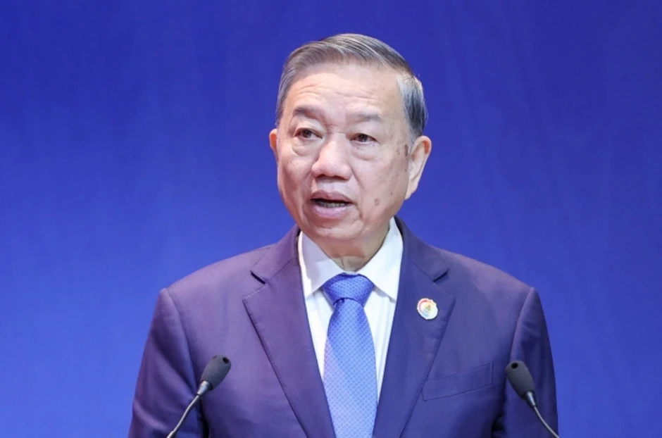 'Công đoàn không thể mạnh nếu xa công nhân' 'Công đoàn không thể mạnh nếu xa công nhân'