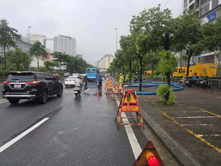 Công trình chống úng ngập tại Hà Nội phát huy hiệu quả trong mùa mưa lớn 2025 Công trình chống úng ngập tại Hà Nội phát huy hiệu quả trong mùa mưa lớn 2025