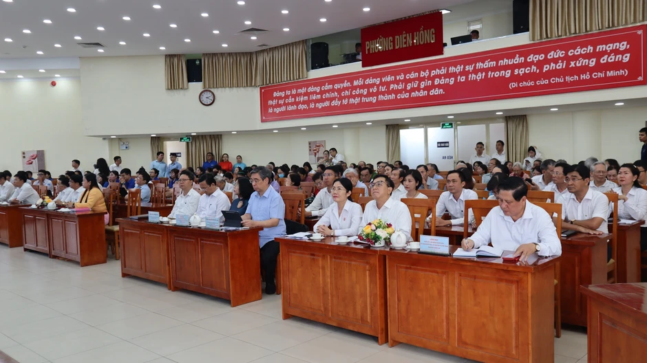 Công viên Lý Thái Tổ hoàn thành trong 90 ngày: Bí thư Trần Lưu Quang lý giải Công viên Lý Thái Tổ hoàn thành trong 90 ngày: Bí thư Trần Lưu Quang lý giải