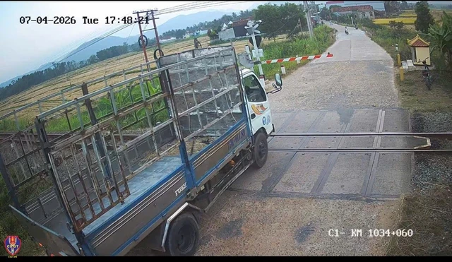 CSGT toàn quốc đồng loạt ra quân, trong đó 35 cảnh sát được phân công bí mật ghi hình, thực hiện nhiệm vụ gì? CSGT toàn quốc đồng loạt ra quân, trong đó 35 cảnh sát được phân công bí mật ghi hình, thực hiện nhiệm vụ gì?