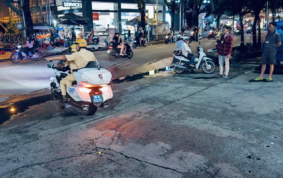CSGT TPHCM 'chạy đua với thời gian', hộ tống trái tim hiến tặng vào giờ cao điểm CSGT TPHCM 'chạy đua với thời gian', hộ tống trái tim hiến tặng vào giờ cao điểm