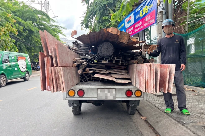 CSGT TPHCM mạnh tay xử lý "bẫy tai nạn di động" trên đường CSGT TPHCM mạnh tay xử lý "bẫy tai nạn di động" trên đường