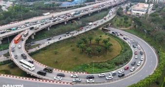 Cử tri Hà Nội kiến nghị hạn chế xe cá nhân vào một số khu vực trung tâm
