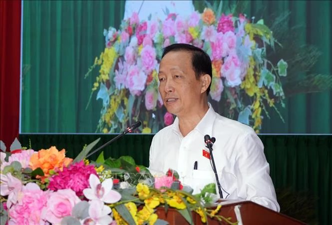 Cử tri kiến nghị nhiều vấn đề từ thực tiễn Cử tri kiến nghị nhiều vấn đề từ thực tiễn