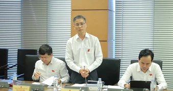 Cử tri mong muốn Nhà nước hỗ trợ việc làm ổn định thay vì hỗ trợ đột xuất