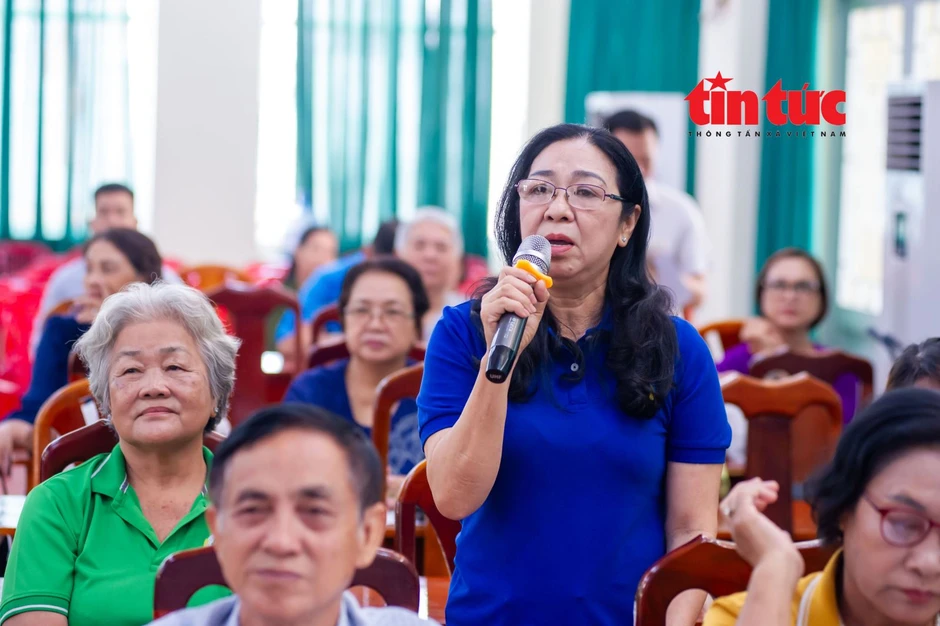 Cử tri TP Hồ Chí Minh kỳ vọng những đại biểu ‘đủ tâm, đủ tầm’ Cử tri TP Hồ Chí Minh kỳ vọng những đại biểu ‘đủ tâm, đủ tầm’