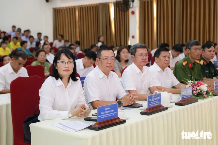 Cử tri TP.HCM đề nghị tăng mức phạt, quy định rõ độ tuổi lái các loại xe máy điện Cử tri TP.HCM đề nghị tăng mức phạt, quy định rõ độ tuổi lái các loại xe máy điện