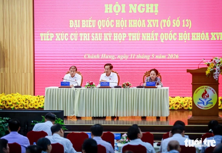 Cử tri TP.HCM đề nghị tăng mức phạt, quy định rõ độ tuổi lái các loại xe máy điện Cử tri TP.HCM đề nghị tăng mức phạt, quy định rõ độ tuổi lái các loại xe máy điện