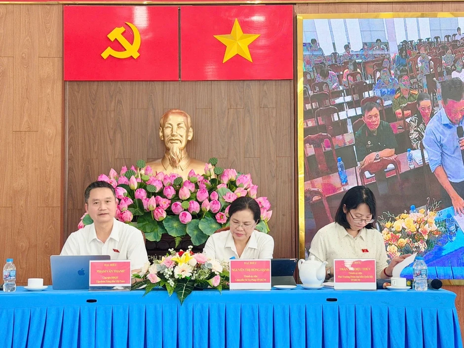 Cử tri TP.HCM kiến nghị cơ quan chức năng quản lý chặt chẽ không gian mạng