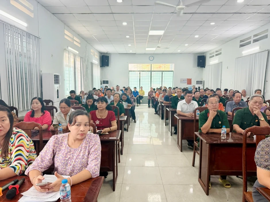 Cử tri TP.HCM kiến nghị cơ quan chức năng quản lý chặt chẽ không gian mạng