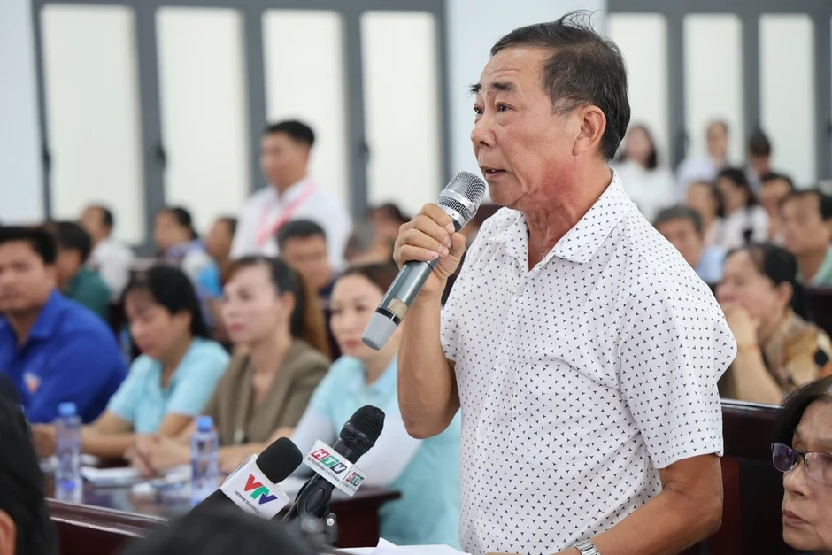 Cử tri TP.HCM kiến nghị công khai minh bạch khi nâng xã lên phường Cử tri TP.HCM kiến nghị công khai minh bạch khi nâng xã lên phường