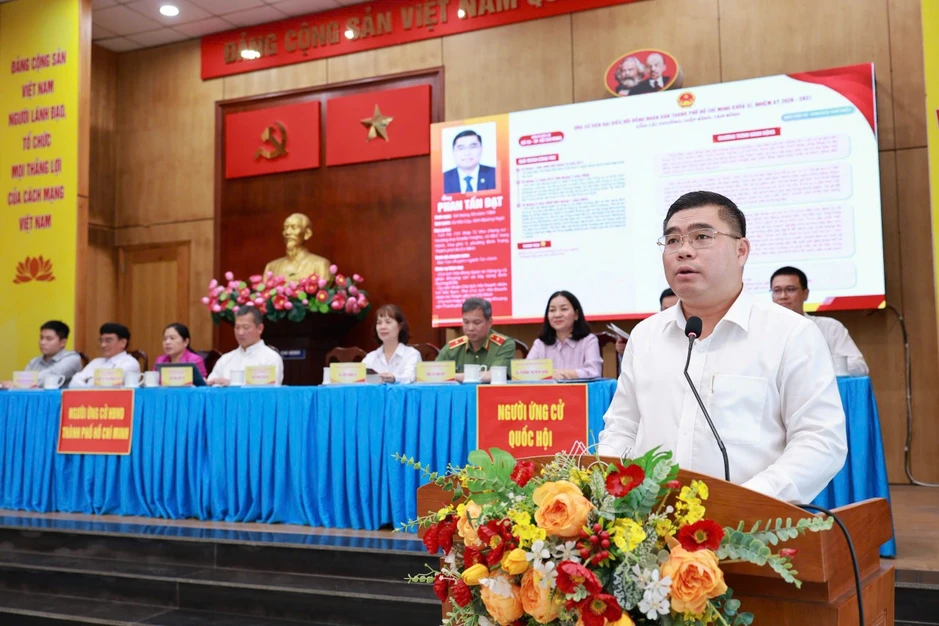 Cử tri trẻ tại TP. Hồ Chí Minh gửi gắm kỳ vọng thúc đẩy chương trình “lập thân, lập nghiệp” Cử tri trẻ tại TP. Hồ Chí Minh gửi gắm kỳ vọng thúc đẩy chương trình “lập thân, lập nghiệp”