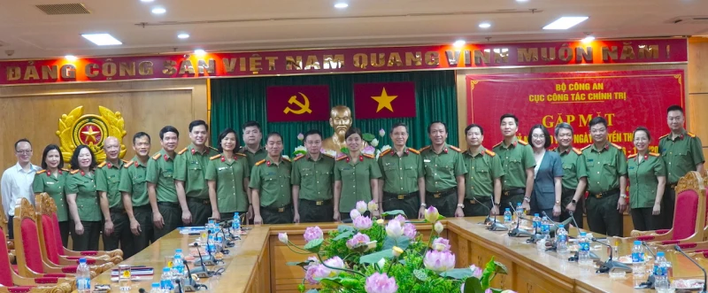 Cục Công tác Chính trị gặp mặt truyền thống lực lượng Tham mưu và Tài chính Công an nhân dân Cục Công tác Chính trị gặp mặt truyền thống lực lượng Tham mưu và Tài chính Công an nhân dân