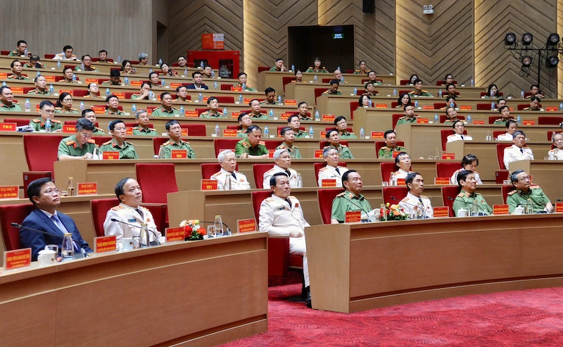 Cục Kế hoạch và Tài chính đón nhận Huân chương Quân công hạng Ba Cục Kế hoạch và Tài chính đón nhận Huân chương Quân công hạng Ba