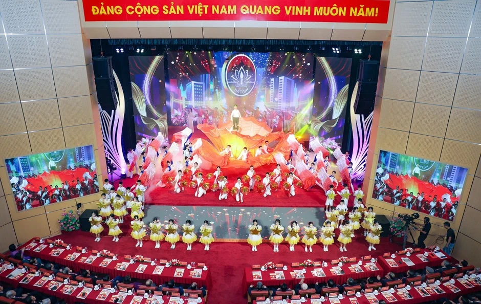 Cuộc đời cách mạng của cố Tổng Bí thư Hà Huy Tập là biểu tượng cao đẹp Cuộc đời cách mạng của cố Tổng Bí thư Hà Huy Tập là biểu tượng cao đẹp