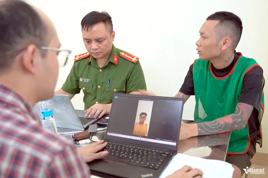 Cuộc đột kích sào huyệt lừa đảo và nhiệm vụ "không chỉ bắt ông trùm" Cuộc đột kích sào huyệt lừa đảo và nhiệm vụ "không chỉ bắt ông trùm"