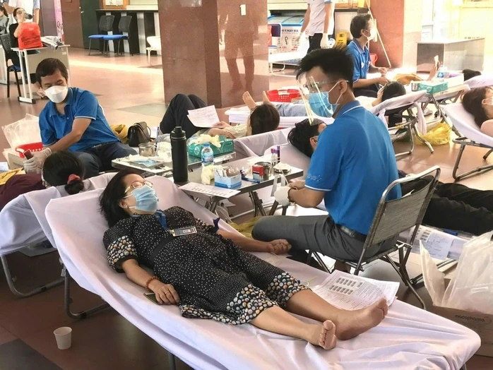 Cuộc thi viết “Lòng tốt quanh ta”: Ươm tri thức, gieo yêu thương giữa đời thường Cuộc thi viết “Lòng tốt quanh ta”: Ươm tri thức, gieo yêu thương giữa đời thường