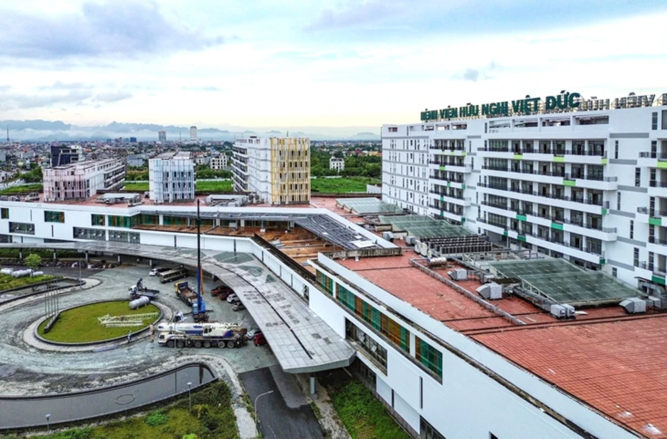 Cựu Bộ trưởng Nguyễn Thị Kim Tiến được đưa 20,4 tỉ nhưng chỉ thừa nhận cầm 7,5 tỉ Cựu Bộ trưởng Nguyễn Thị Kim Tiến được đưa 20,4 tỉ nhưng chỉ thừa nhận cầm 7,5 tỉ