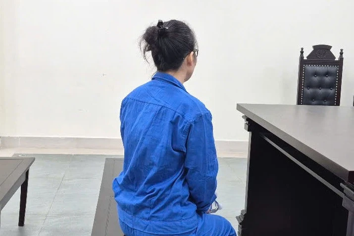 Cựu cán bộ phường chiếm đoạt hơn 10 tỷ đồng bằng chiêu 'chạy' giấy tờ Cựu cán bộ phường chiếm đoạt hơn 10 tỷ đồng bằng chiêu 'chạy' giấy tờ