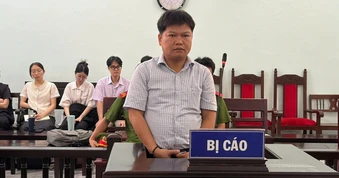 Cựu kế toán trưởng CDC Huế nhận 268 triệu đồng tiền 'cảm ơn' được miễn tội