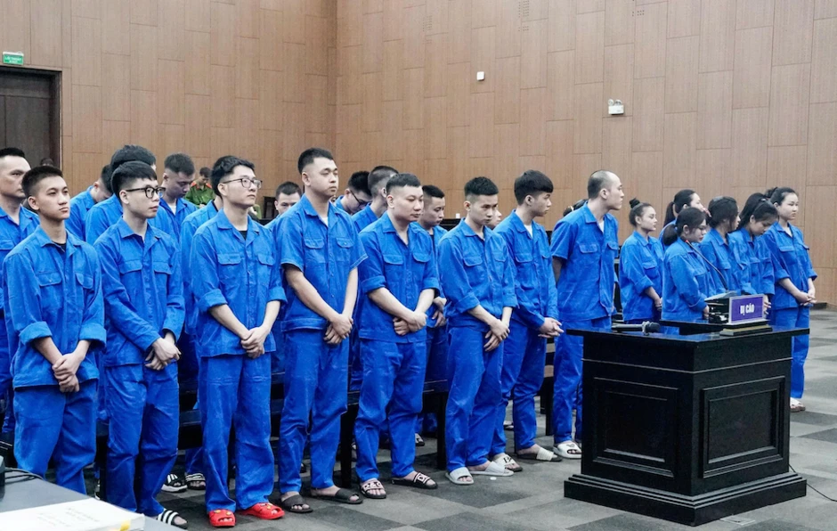 Cựu phó chủ tịch phường ở Hà Nội tổ chức ‘bay lắc’, lĩnh 7 năm tù Cựu phó chủ tịch phường ở Hà Nội tổ chức ‘bay lắc’, lĩnh 7 năm tù