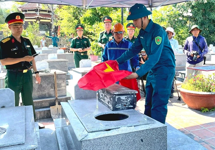 Đà Nẵng bắt đầu lấy mẫu xác định danh tính gần 30.000 liệt sĩ Đà Nẵng bắt đầu lấy mẫu xác định danh tính gần 30.000 liệt sĩ