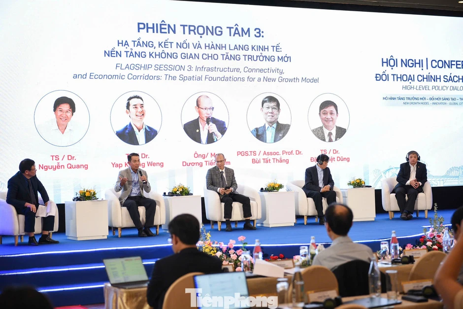 Đà Nẵng làm gì để trở thành cửa ngõ quốc gia của Hành lang Kinh tế Đông - Tây? Đà Nẵng làm gì để trở thành cửa ngõ quốc gia của Hành lang Kinh tế Đông - Tây?