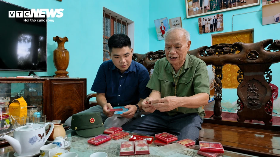 Đặc công Rừng Sác và trận đánh nổ tung kho bom 100 . 000 Tấn năm 1972 Đặc công Rừng Sác và trận đánh nổ tung kho bom 100 . 000 Tấn năm 1972