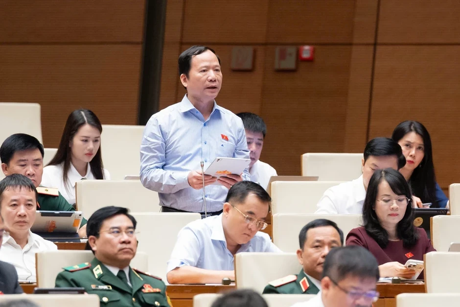 Đại biểu: Cần làm ngay việc tinh gọn thôn, tổ dân phố Đại biểu: Cần làm ngay việc tinh gọn thôn, tổ dân phố