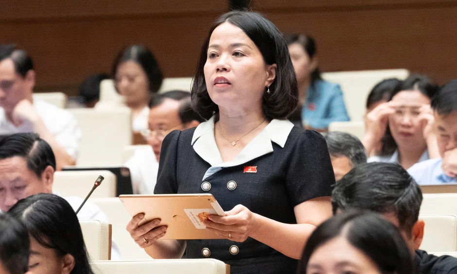 Đại biểu Quốc hội: Người dân cần cảnh báo nơi sẽ ngập, không phải thông số xả hồ Đại biểu Quốc hội: Người dân cần cảnh báo nơi sẽ ngập, không phải thông số xả hồ