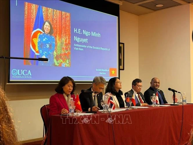 Đại sứ Việt Nam tại Argentina khẳng định đường lối đối ngoại độc lập, tự chủ Đại sứ Việt Nam tại Argentina khẳng định đường lối đối ngoại độc lập, tự chủ