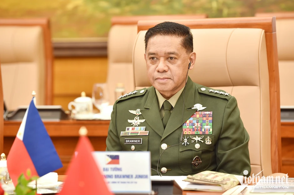 Đại tướng Nguyễn Tân Cương hoan nghênh Philippines tham gia triển lãm quốc phòng Đại tướng Nguyễn Tân Cương hoan nghênh Philippines tham gia triển lãm quốc phòng