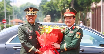Đại tướng Nguyễn Tân Cương hoan nghênh Philippines tham gia triển lãm quốc phòng