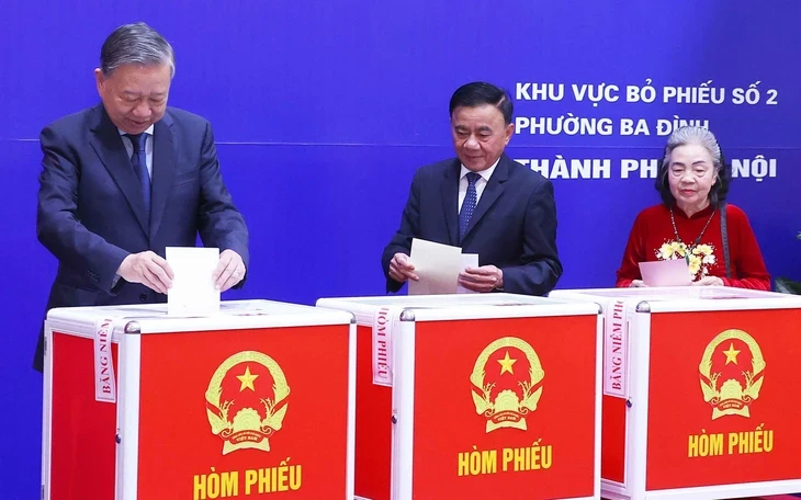 Đại tướng Phan Văn Giang và 30 tướng lĩnh, sĩ quan quân đội trúng cử đại biểu Quốc hội khóa XVI Đại tướng Phan Văn Giang và 30 tướng lĩnh, sĩ quan quân đội trúng cử đại biểu Quốc hội khóa XVI